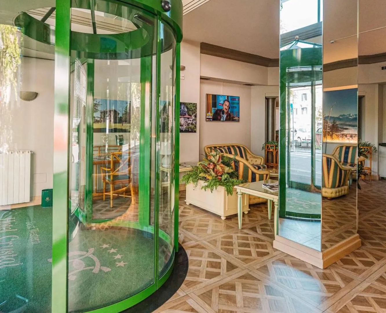 ****  Crystal Hotel Varese Italy
