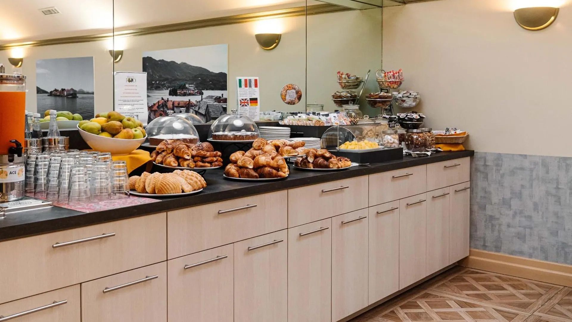 Crystal Hotel Varese