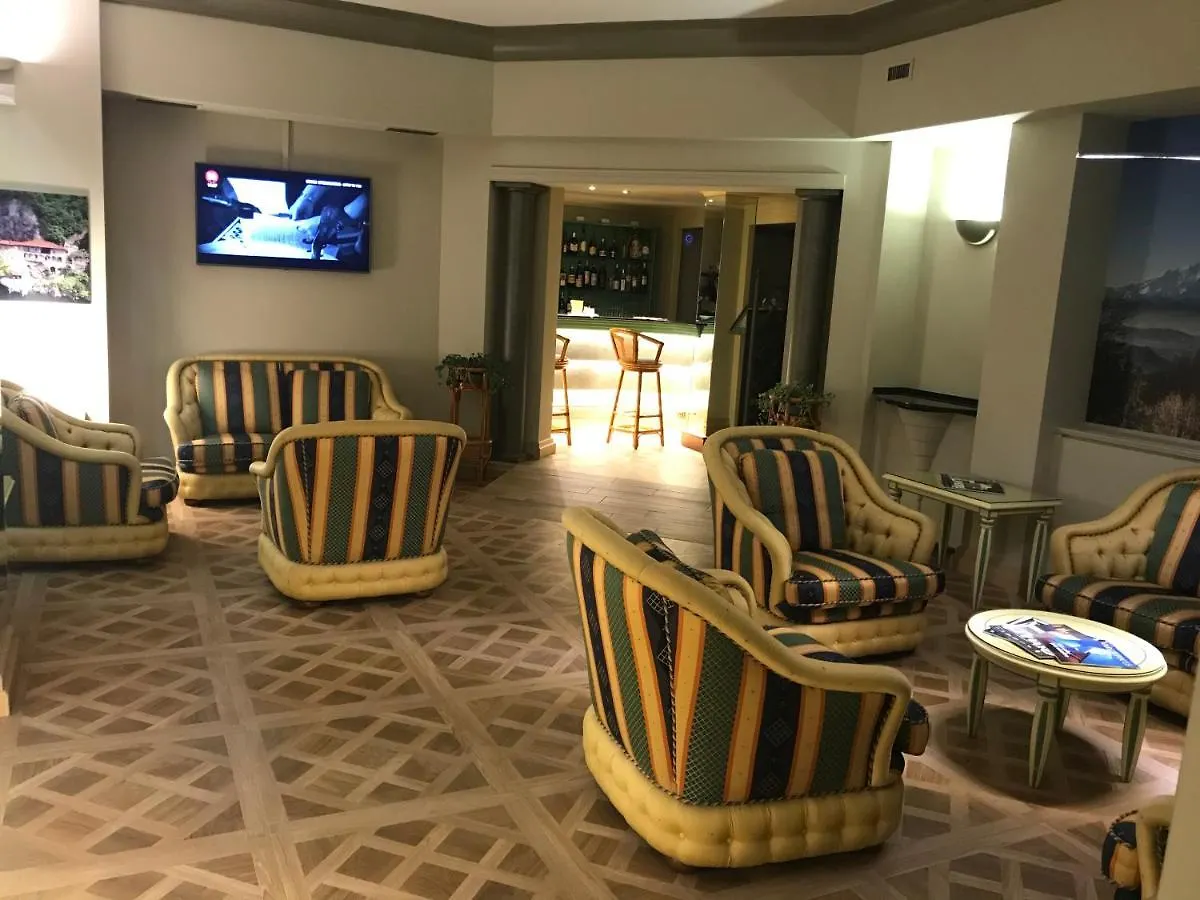 Crystal Hotel Varese