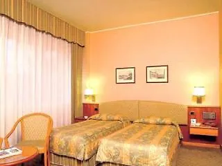 Crystal Hotel Varese