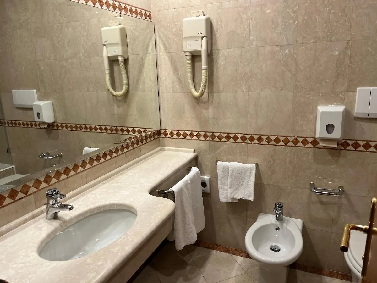 Crystal Hotel Varese