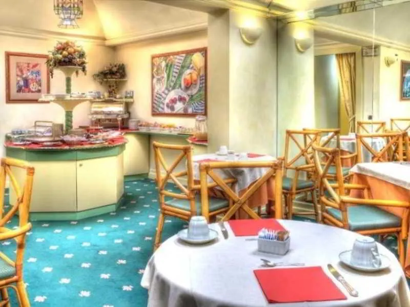 ****  Crystal Hotel Varese Italy