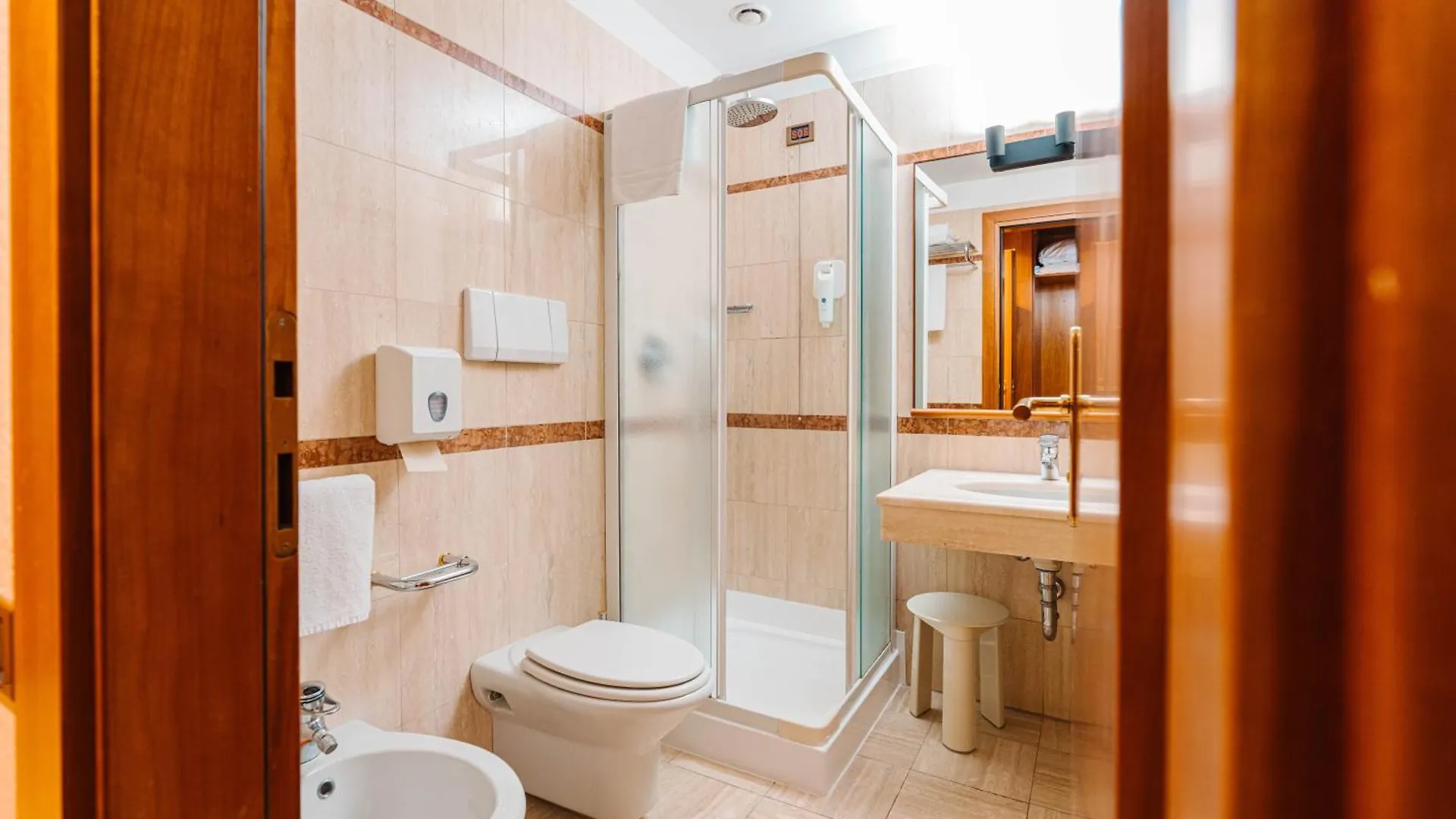 Crystal Hotel Varese
