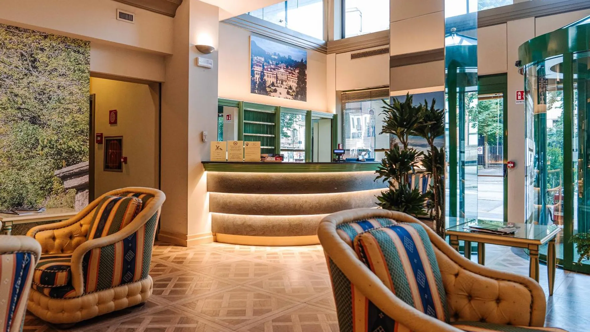 Crystal Hotel Varese