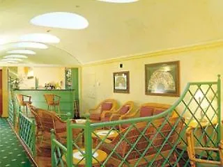 Crystal Hotel Varese
