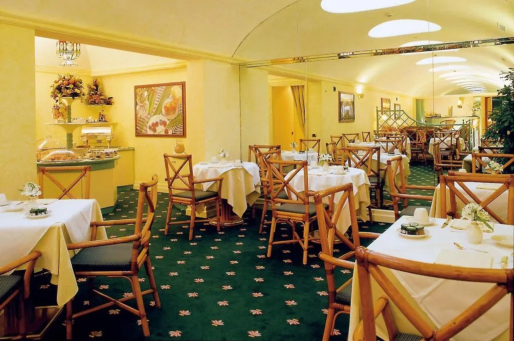 Crystal Hotel Varese