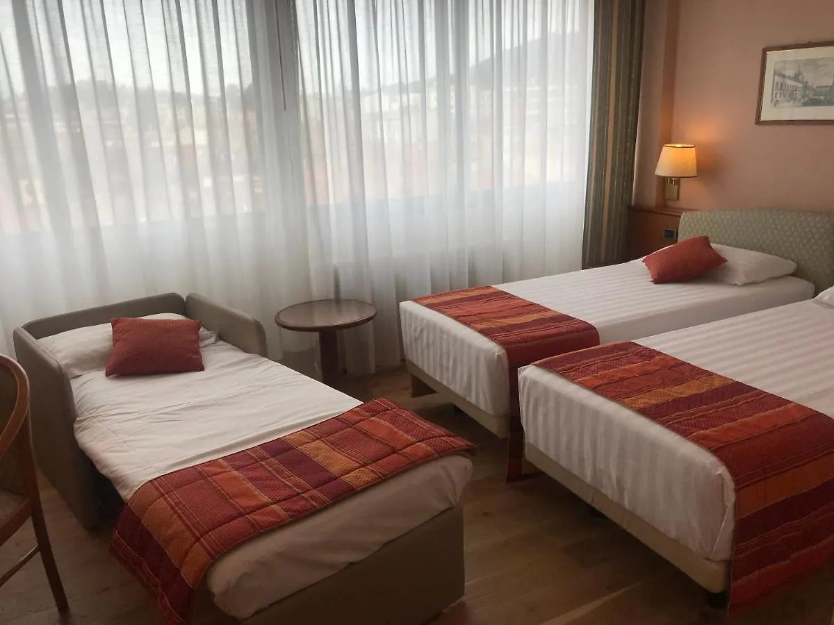 Crystal Hotel Varese